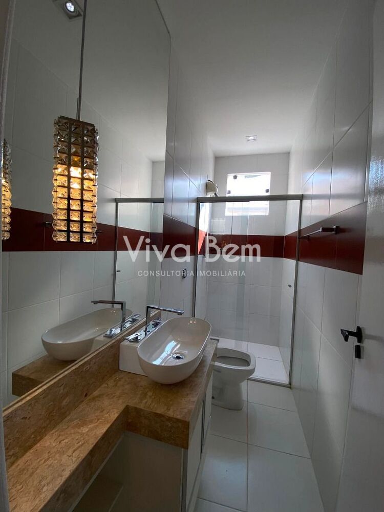 Casa à venda com 3 quartos, 250m² - Foto 7