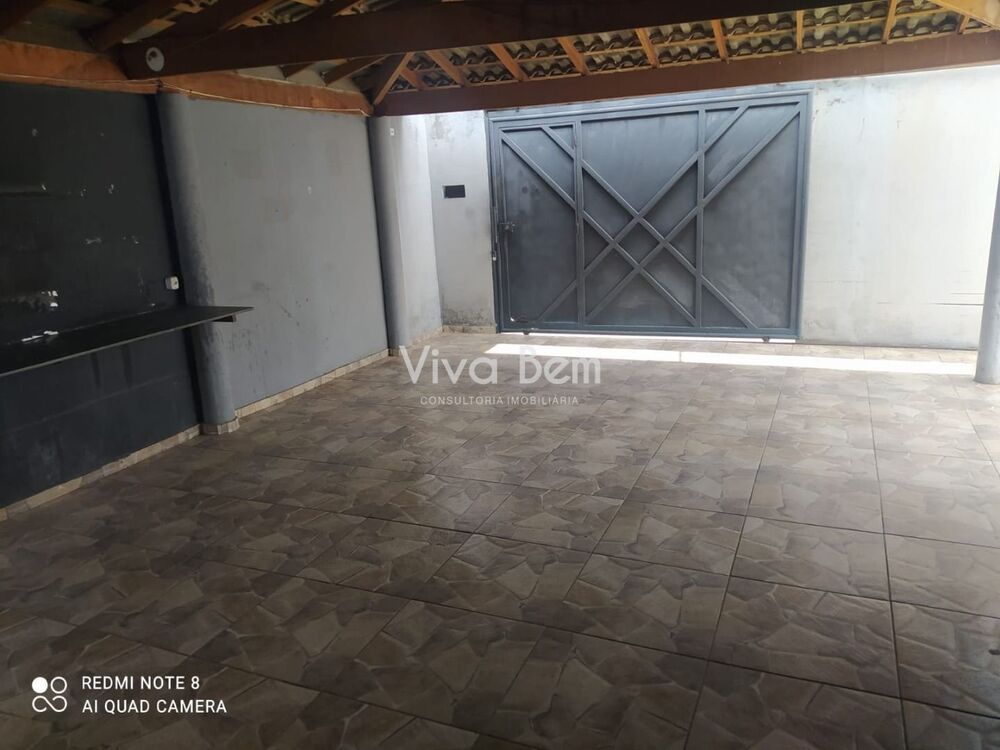 Casa, 4 quartos, 130 m² - Foto 1