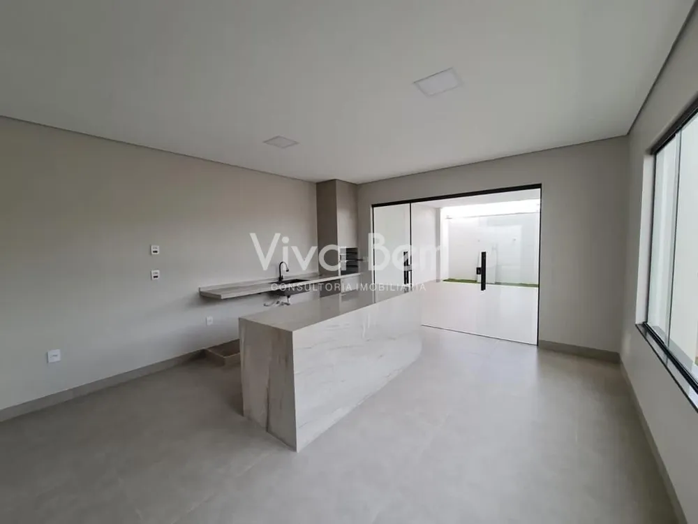 Casa, 4 quartos, 229 m² - Foto 1