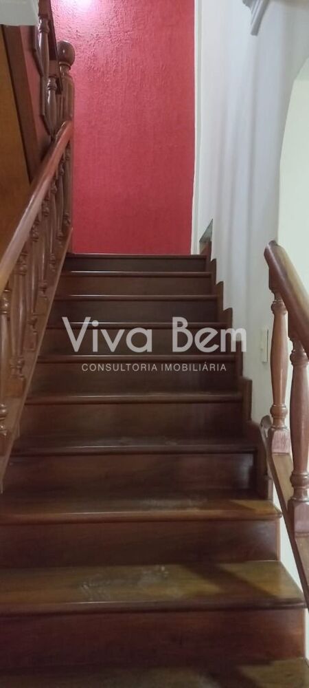 Casa à venda com 5 quartos, 270 - Foto 3