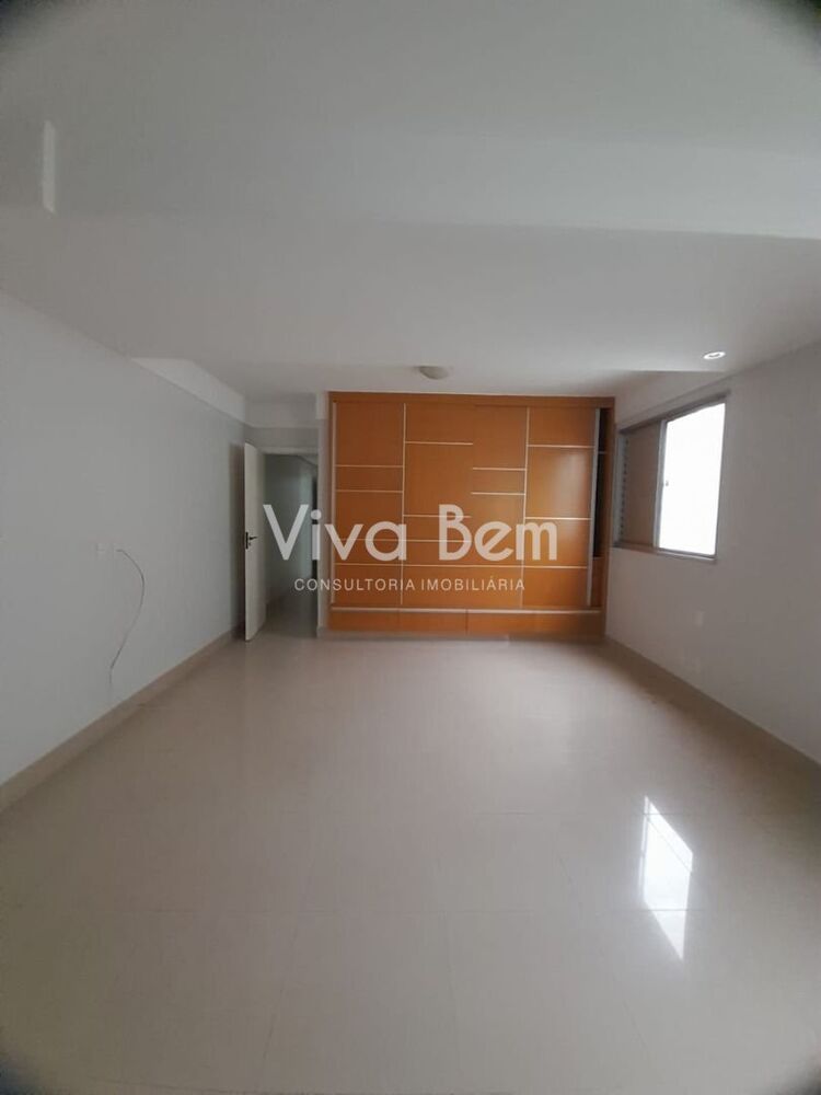 Chácara à venda com 3 quartos, 220m² - Foto 2