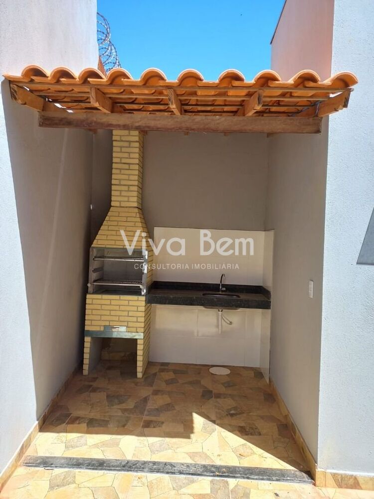 Casa à venda com 3 quartos, 90m² - Foto 4