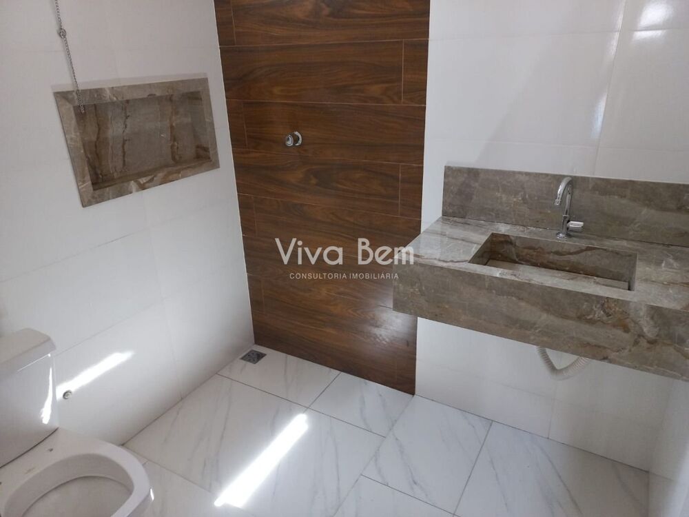 Casa à venda com 3 quartos, 90m² - Foto 3
