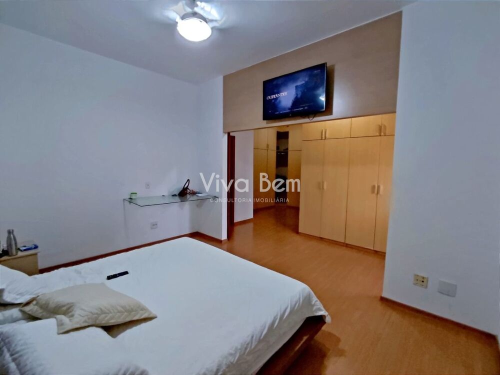 Casa, 4 quartos, 390 m² - Foto 2