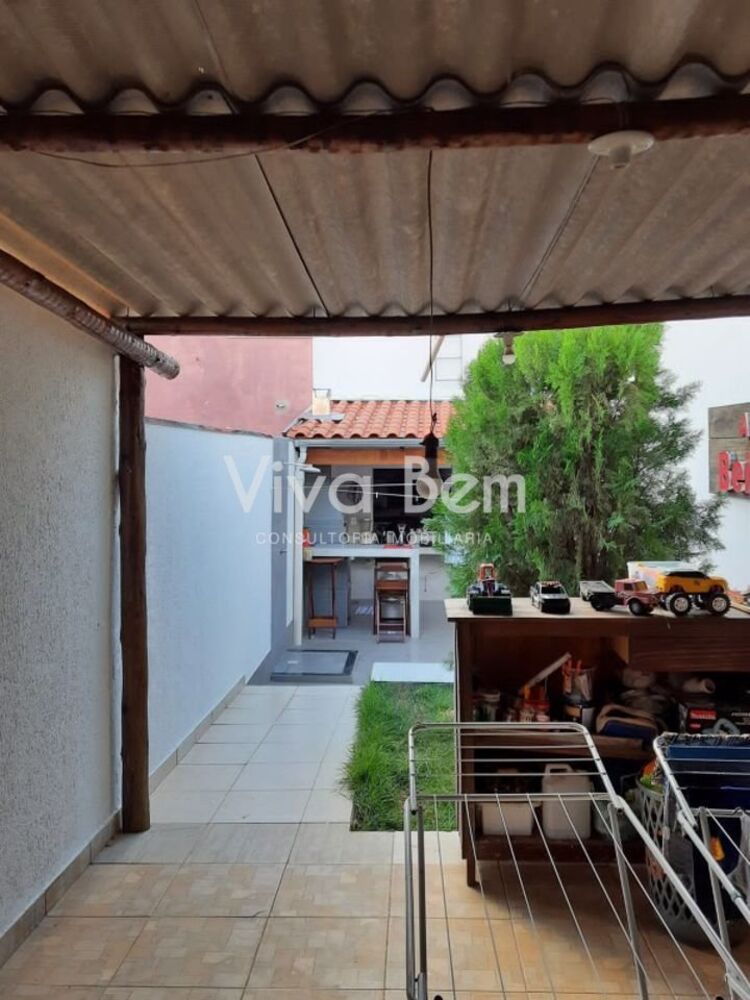Casa à venda com 2 quartos, 120m² - Foto 15