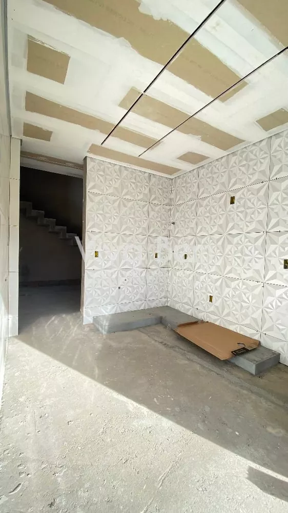 Casa, 4 quartos, 167 m² - Foto 1