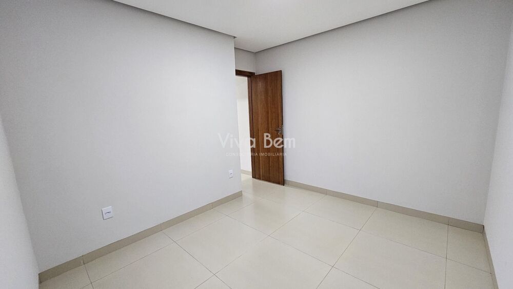 Casa à venda com 2 quartos, 50m² - Foto 3