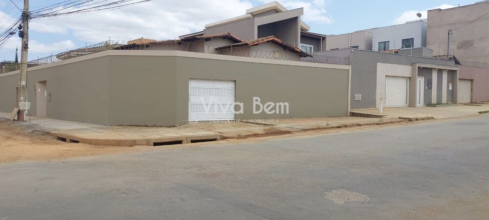 Casa, 3 quartos, 206 m² - Foto 3