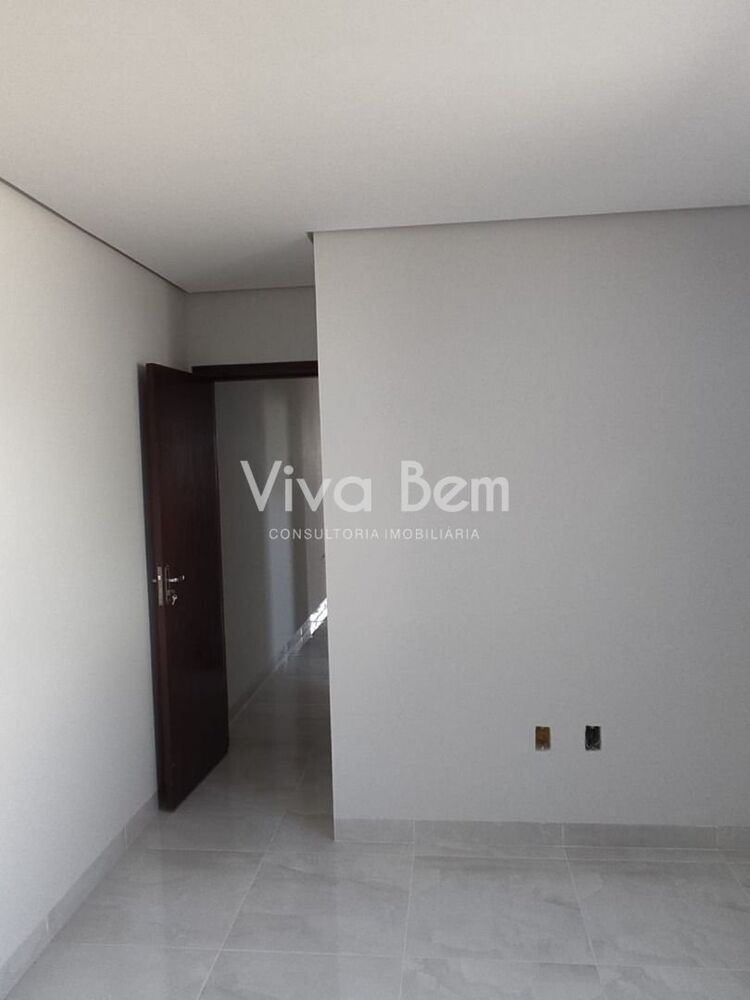 Casa à venda com 3 quartos, 55m² - Foto 12