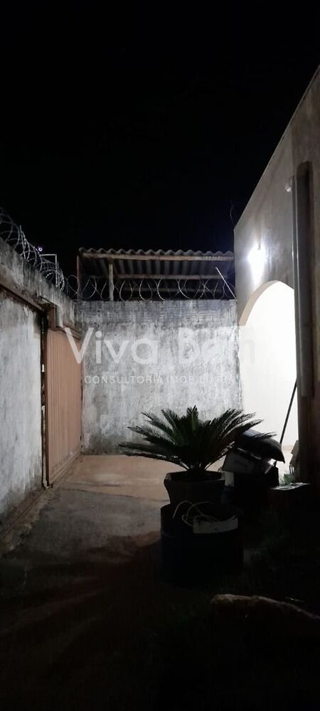 Casa à venda com 2 quartos, 63m² - Foto 5