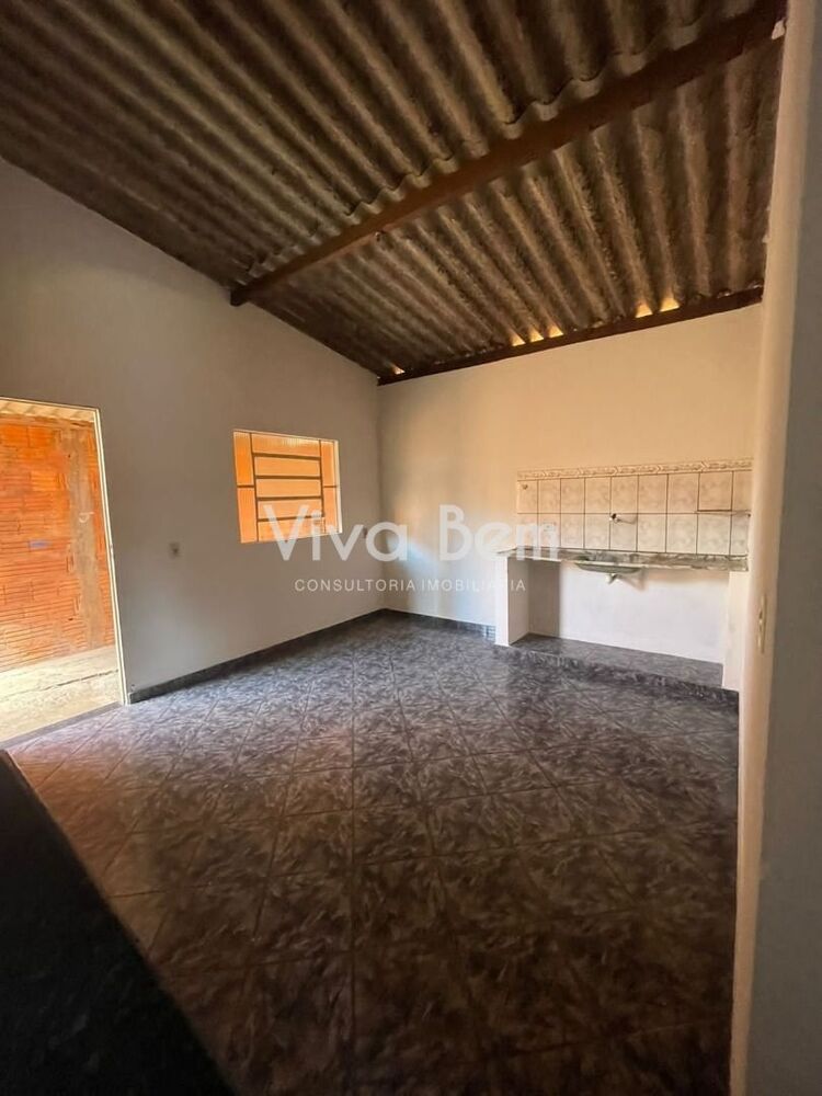 Casa à venda com 3 quartos, 80m² - Foto 13