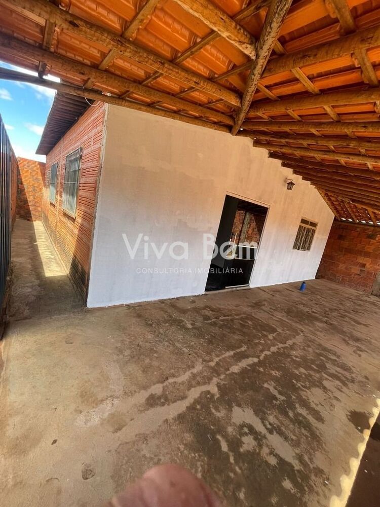 Casa à venda com 3 quartos, 80m² - Foto 4