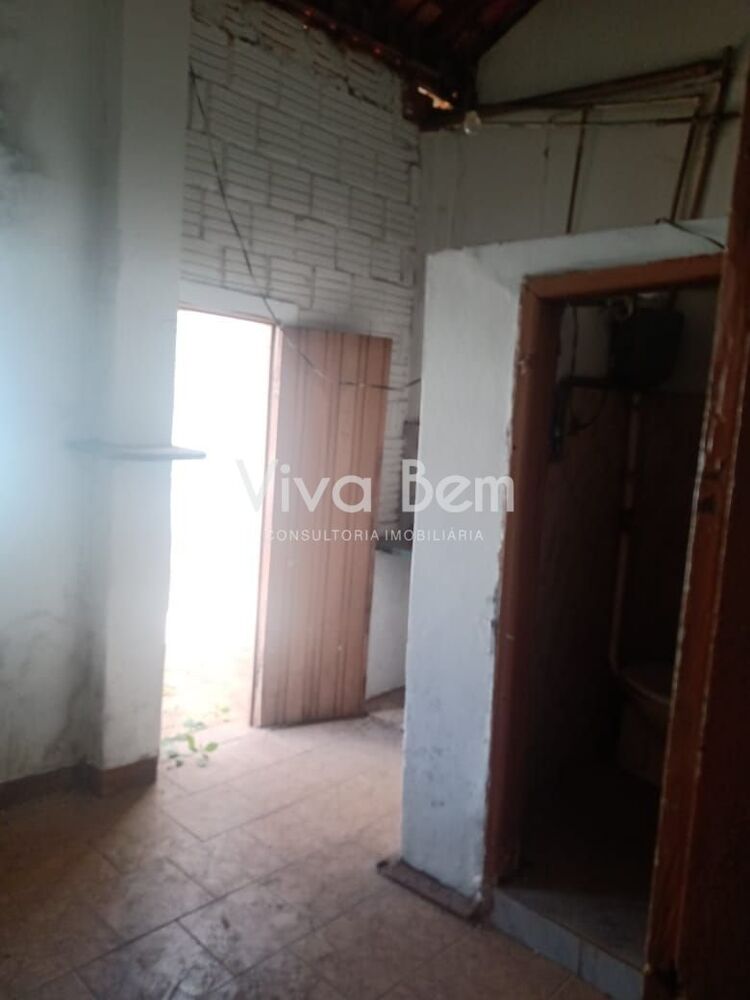 Casa à venda com 2 quartos, 90m² - Foto 2