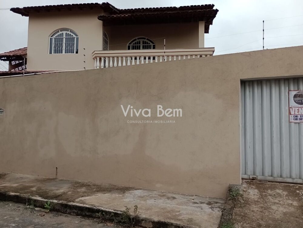 Casa, 5 quartos, 220 m² - Foto 1