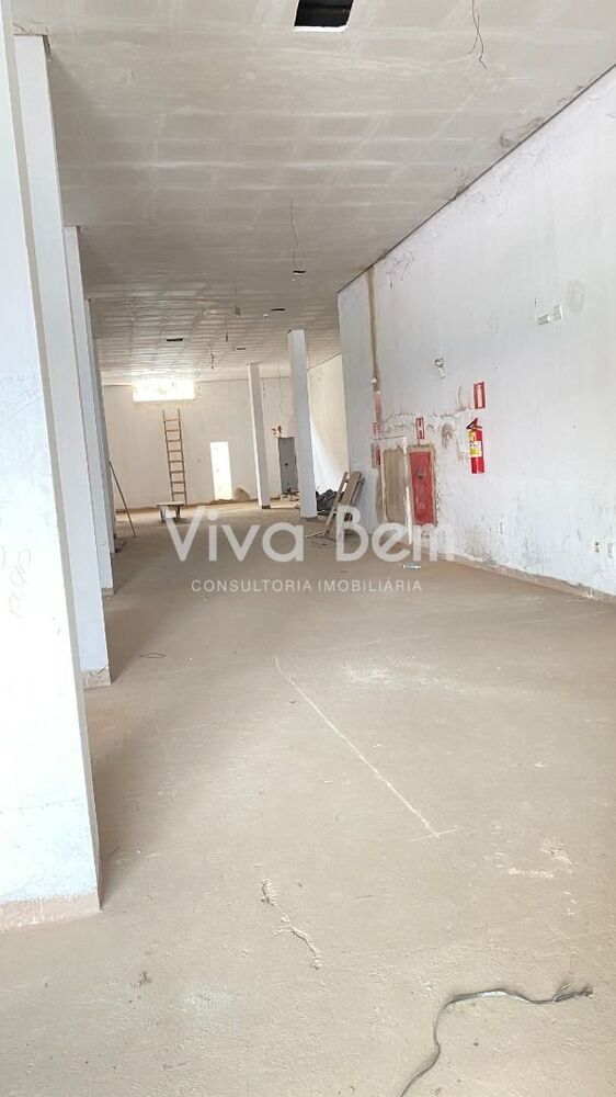 Loja-Salão, 440 m² - Foto 1
