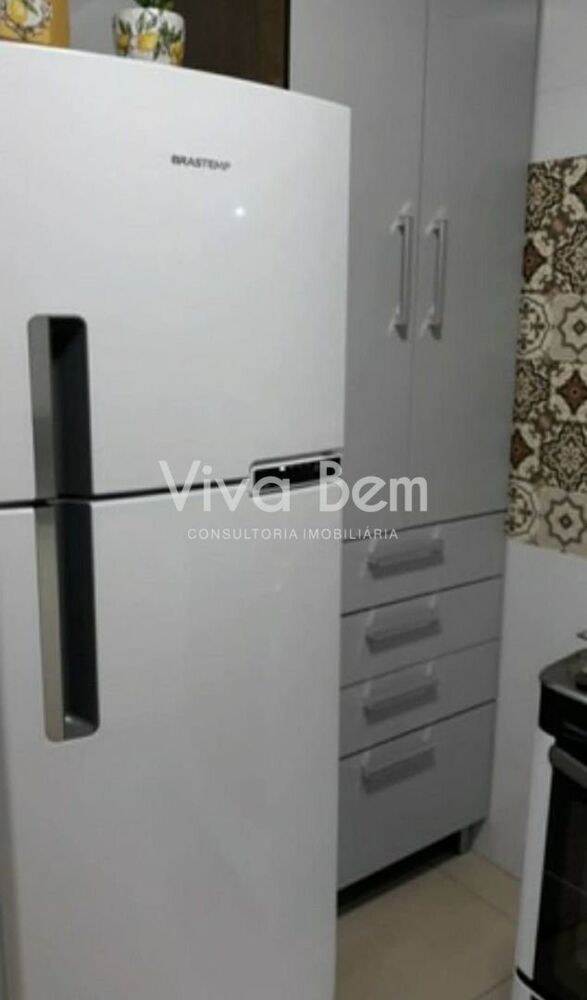 Apartamento à venda com 2 quartos, 80m² - Foto 3
