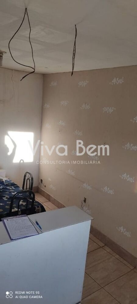 Casa à venda com 5 quartos, 210m² - Foto 3