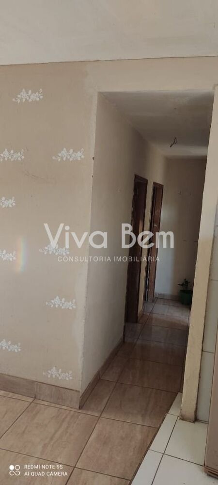 Casa à venda com 5 quartos, 210m² - Foto 4