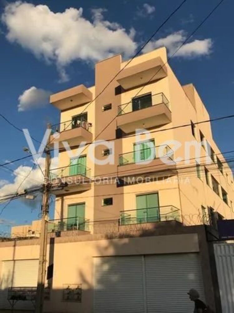 Apartamento à venda com 2 quartos, 80m² - Foto 2