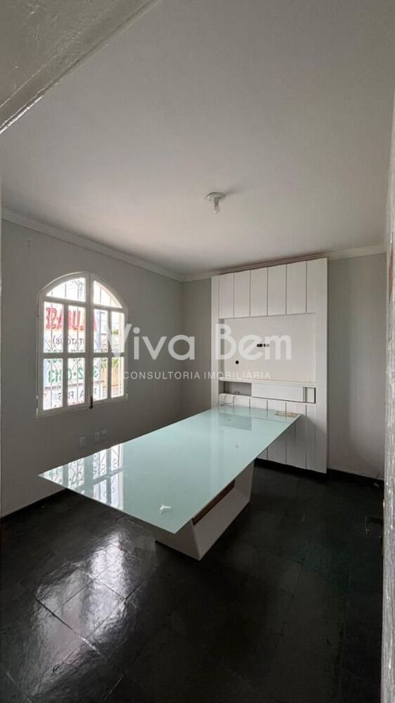 Casa para alugar com 2 quartos, 80m² - Foto 5