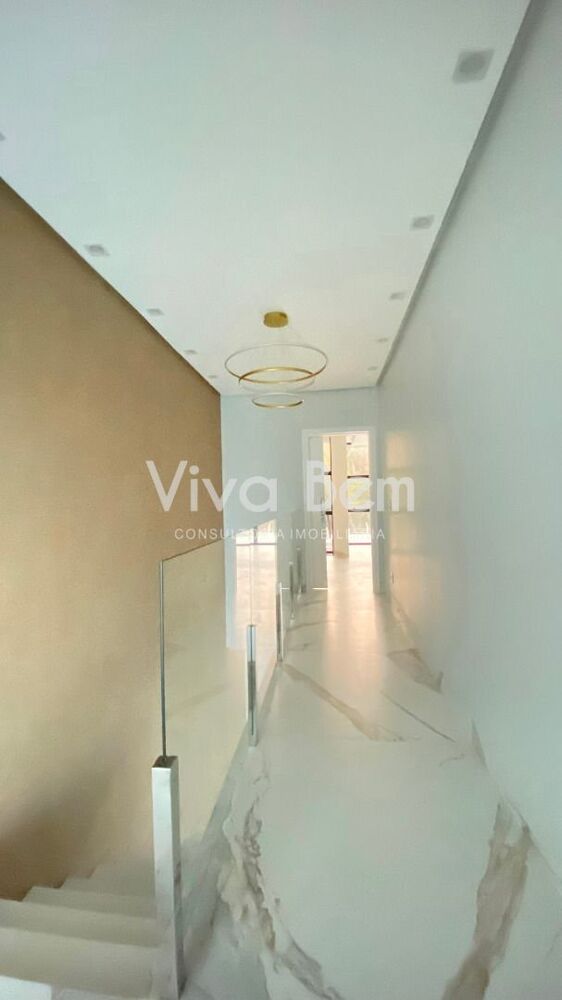 Casa à venda com 3 quartos, 250m² - Foto 7