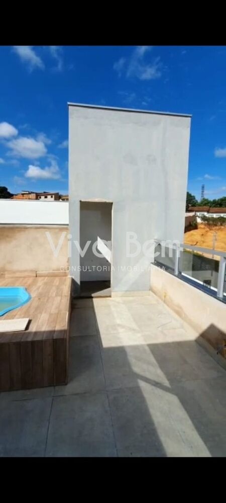 Apartamento à venda com 3 quartos, 150m² - Foto 3