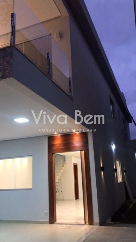 Casa, 3 quartos, 180 m² - Foto 1