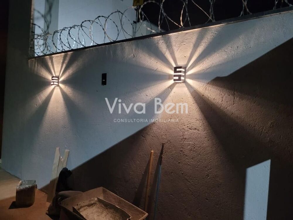 Casa à venda com 4 quartos, 95m² - Foto 9