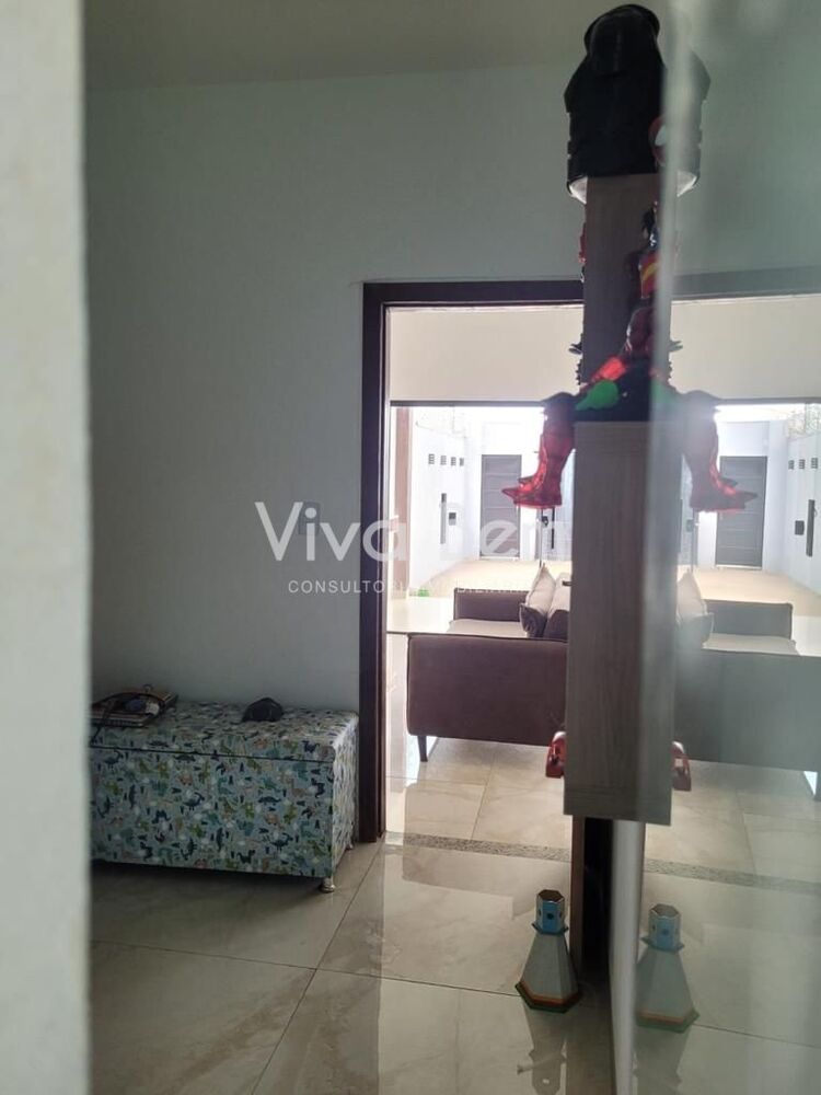 Casa à venda com 4 quartos, 95m² - Foto 15