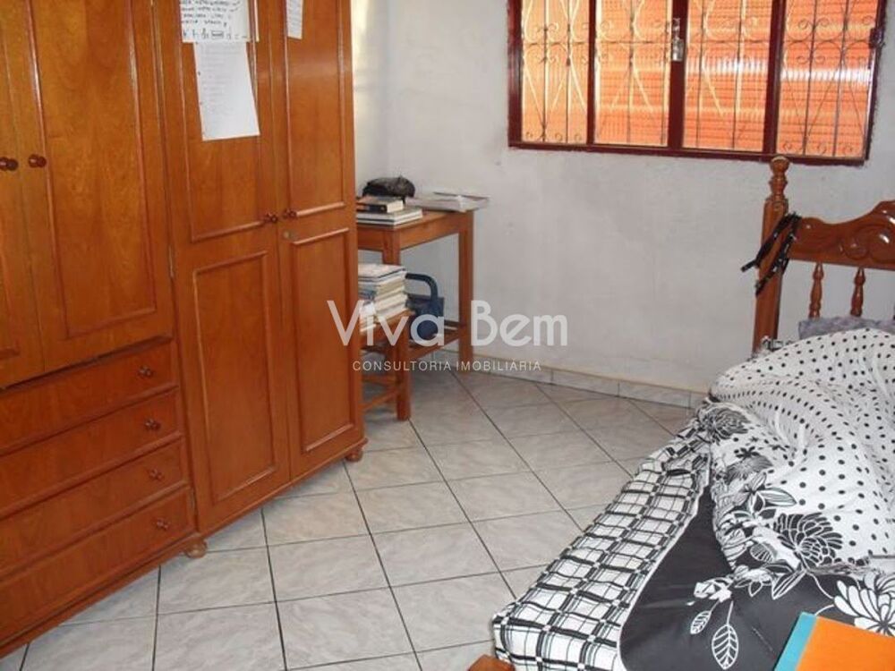 Casa à venda com 3 quartos, 300m² - Foto 8