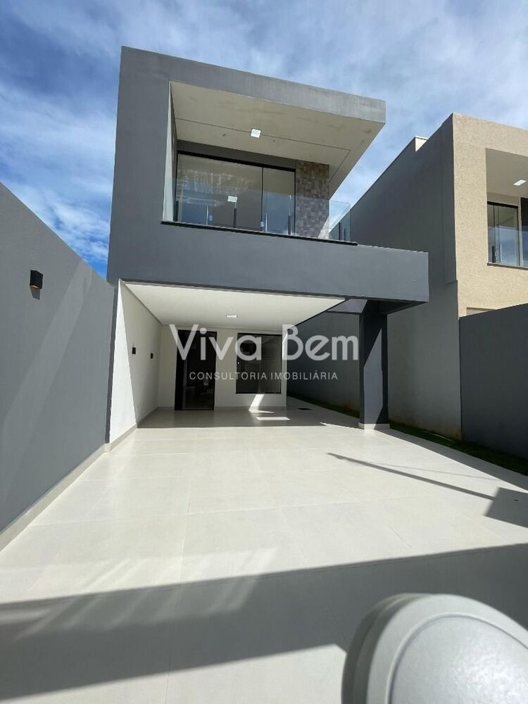 Casa, 3 quartos, 131 m² - Foto 1