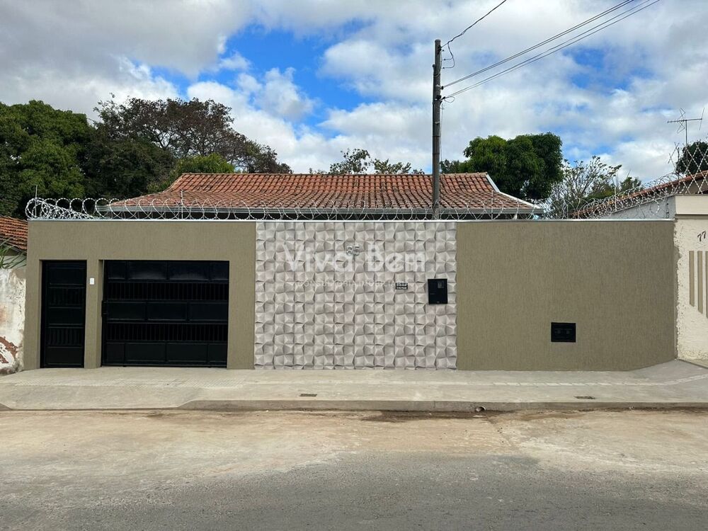 Casa, 5 quartos, 117 m² - Foto 1