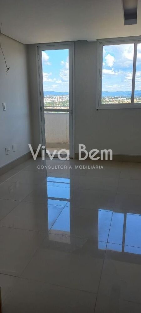 Cobertura à venda com 4 quartos, 220m² - Foto 1