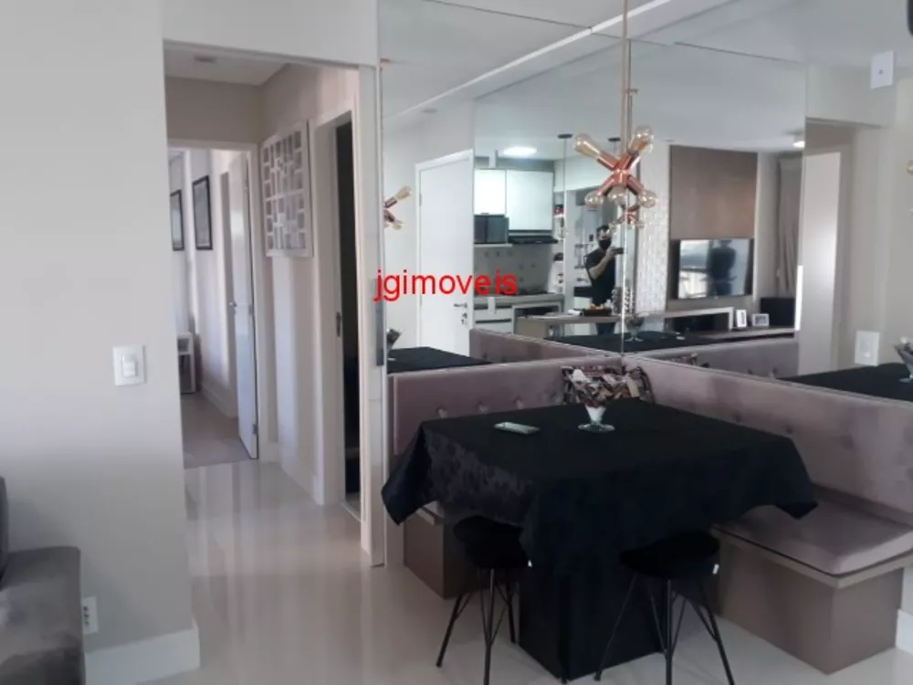 Apartamento à venda com 2 quartos, 63m² - Foto 2