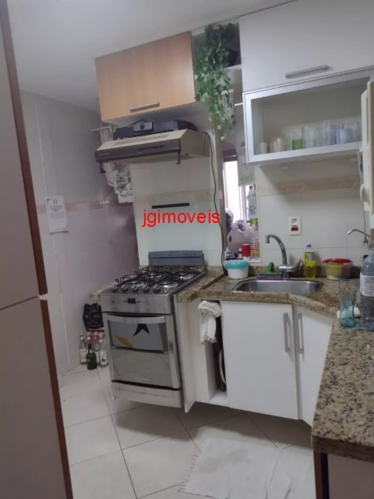 Apartamento à venda com 2 quartos, 62m² - Foto 3