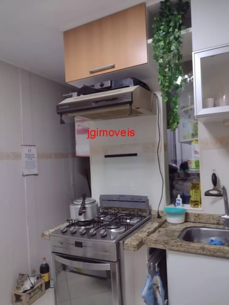 Apartamento à venda com 2 quartos, 62m² - Foto 4