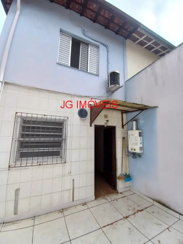 Casa à venda e aluguel com 2 quartos, 180m² - Foto 28