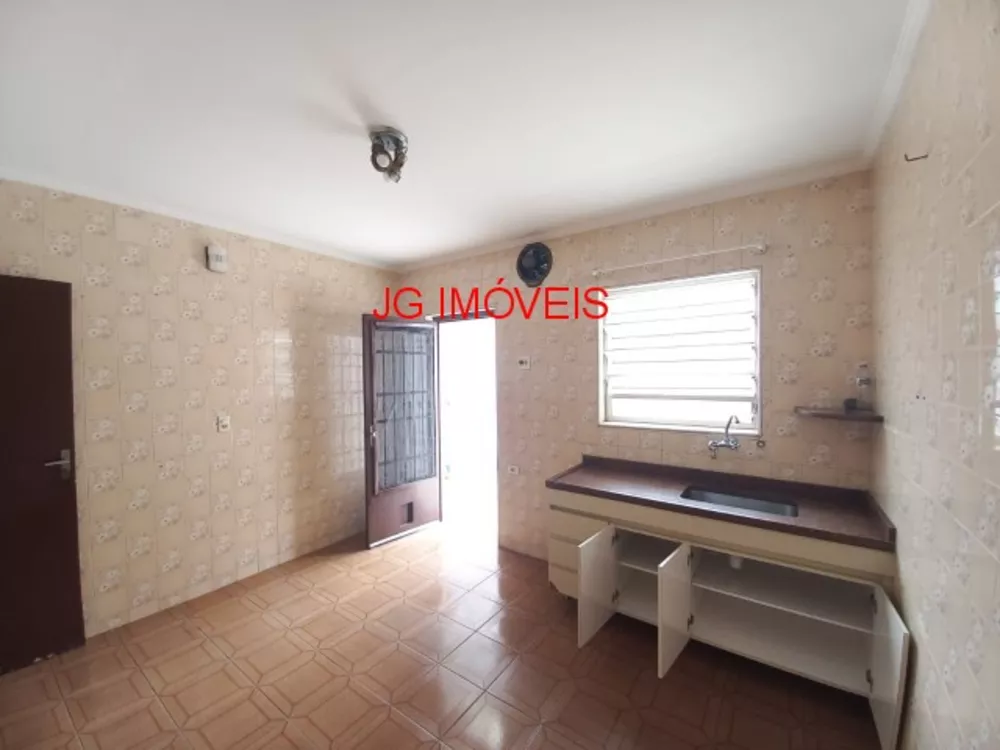 Casa à venda e aluguel com 2 quartos, 180m² - Foto 10