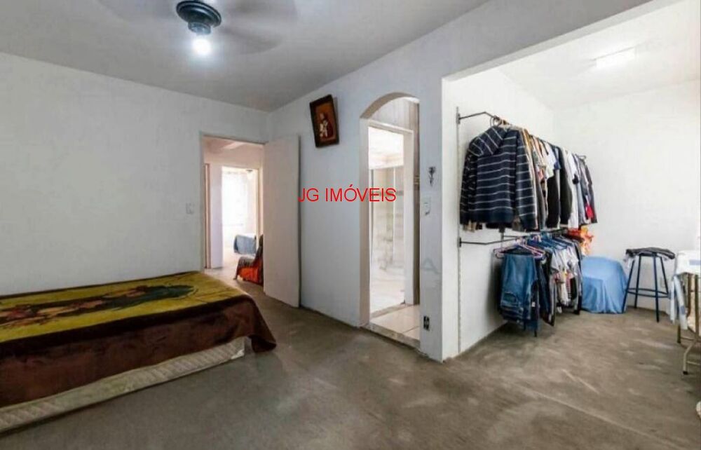 Casa à venda com 3 quartos, 220m² - Foto 3