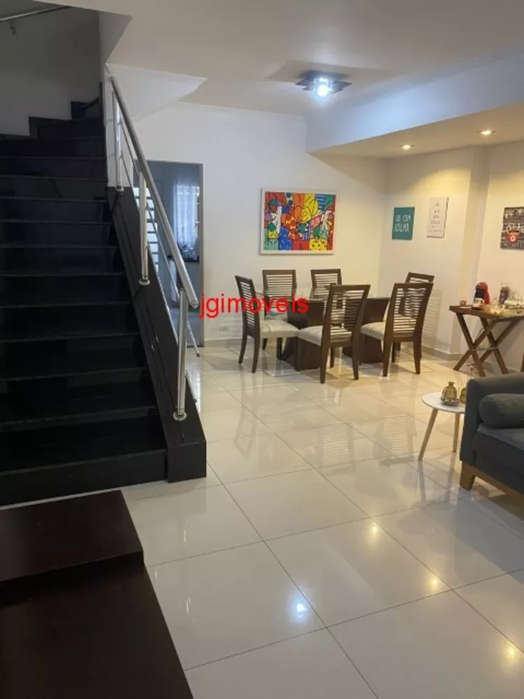 Casa à venda com 3 quartos, 100m² - Foto 4