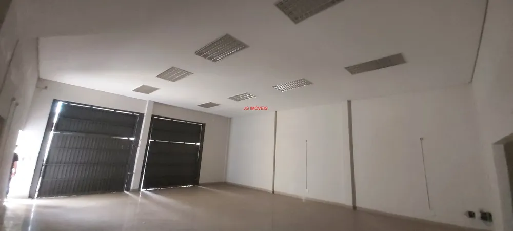 Loja-Salão, 356 m² - Foto 1