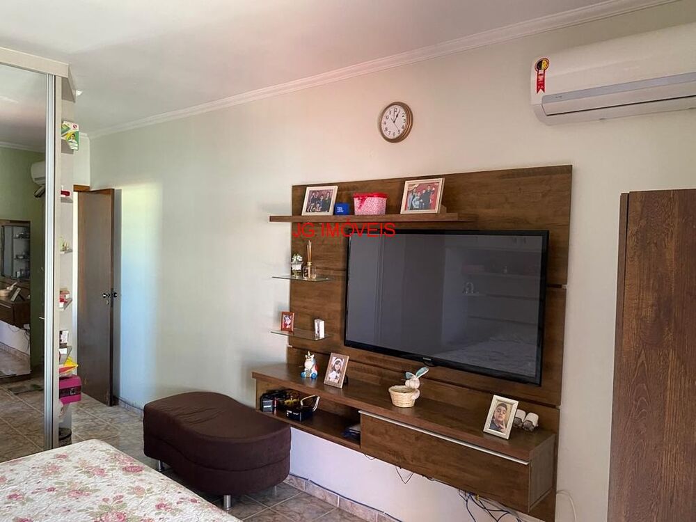 Casa, 3 quartos, 157 m² - Foto 1