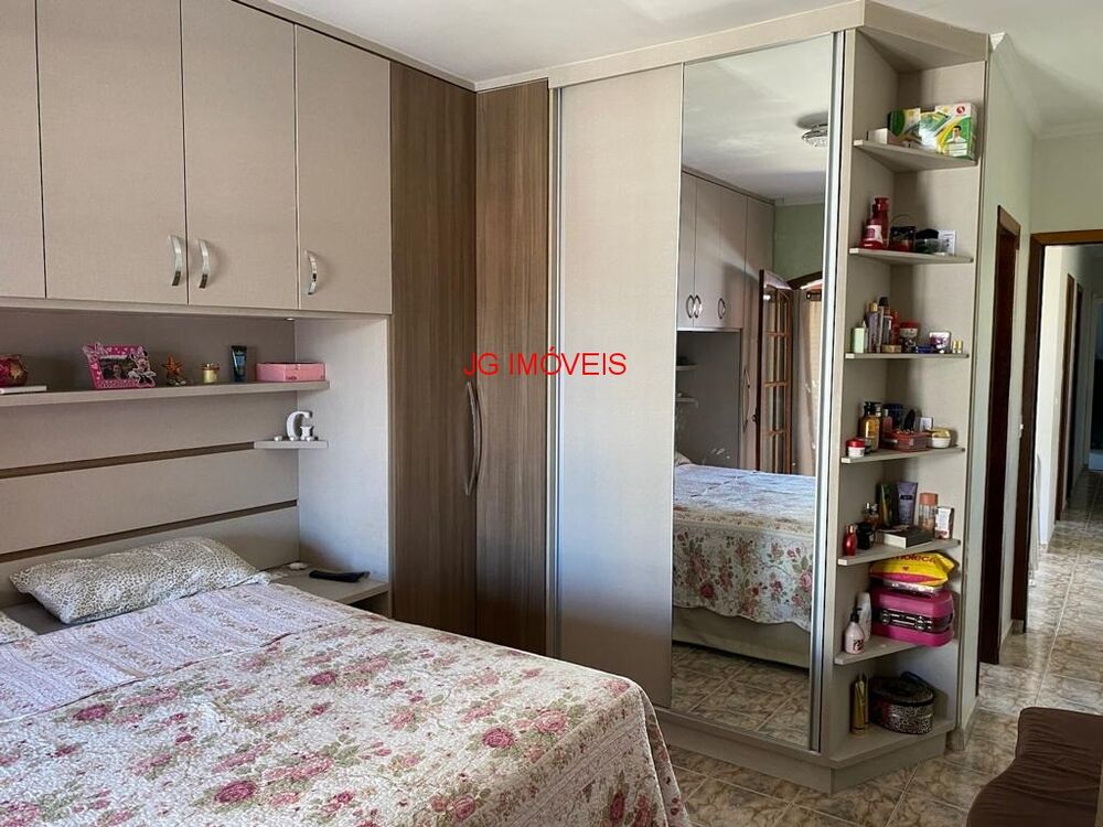 Casa, 3 quartos, 157 m² - Foto 4
