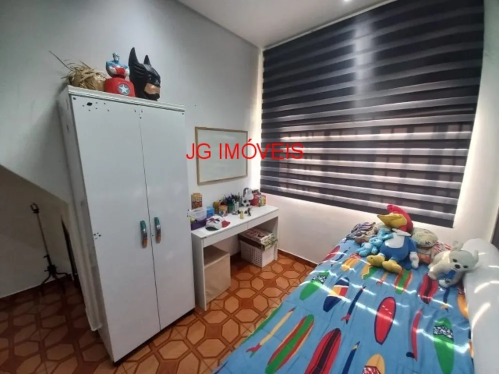 Casa, 6 quartos, 150 m² - Foto 1