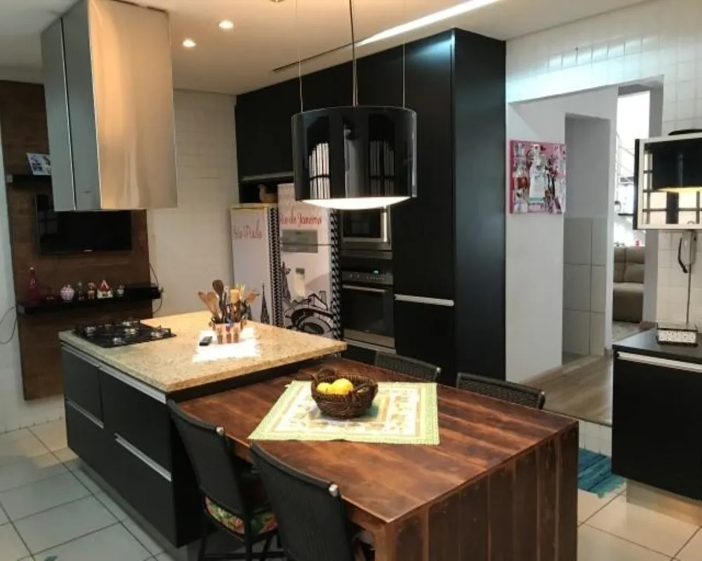 Casa, 3 quartos, 243 m² - Foto 12