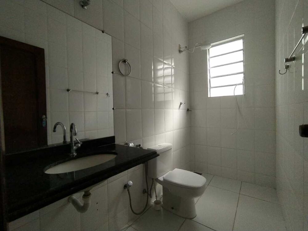 Casa, 4 quartos, 117 m² - Foto 1