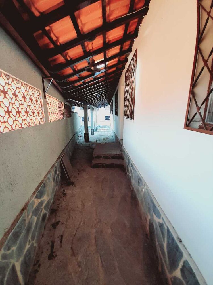 Casa para alugar com 4 quartos, 270m² - Foto 17