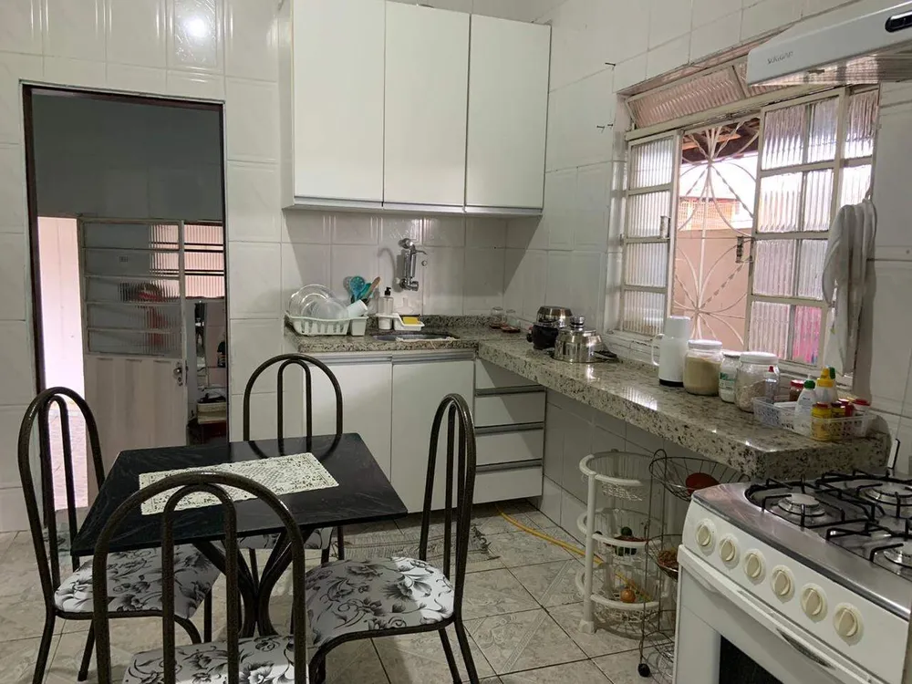Casa, 3 quartos, 119 m² - Foto 2