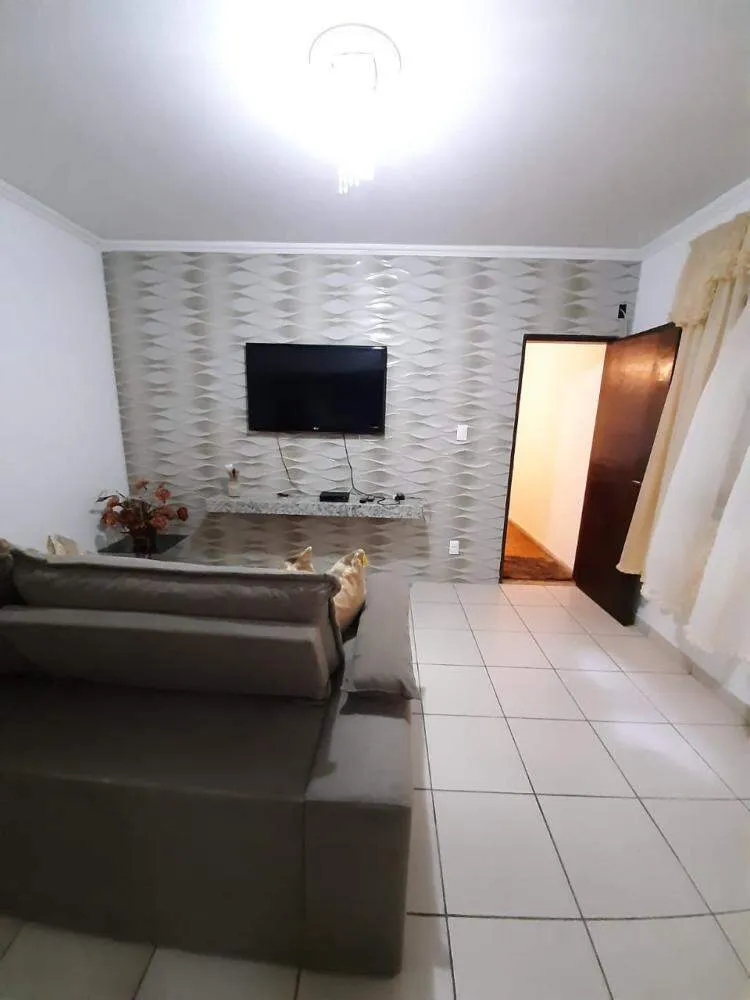 Casa, 4 quartos, 120 m² - Foto 1