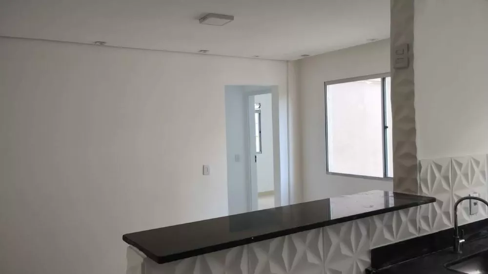 Apartamento à venda com 2 quartos, 45m² - Foto 1